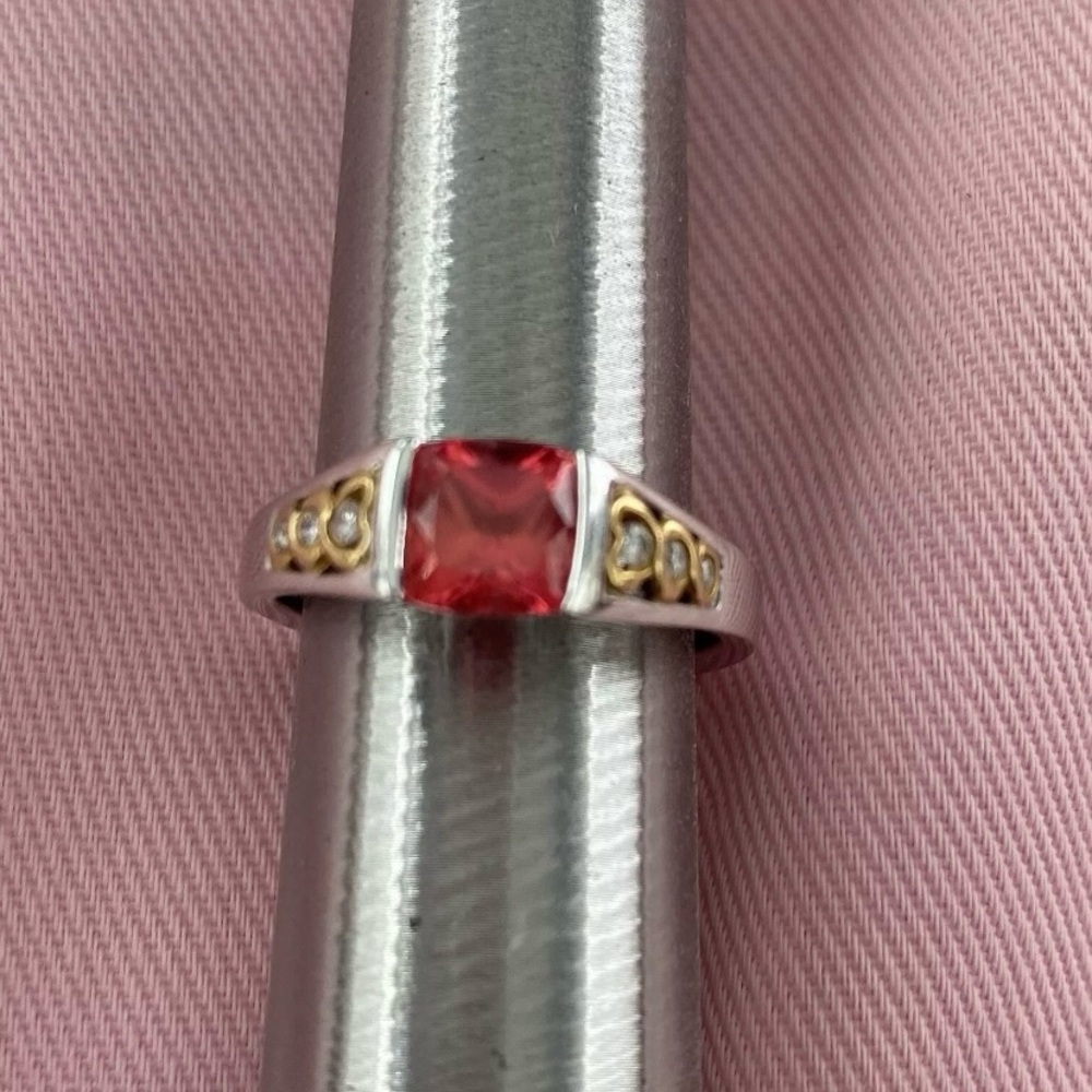 14k white gold. 22k gold, 6 small diamonds, cushion cut Padparadscha. Size 6 1/2